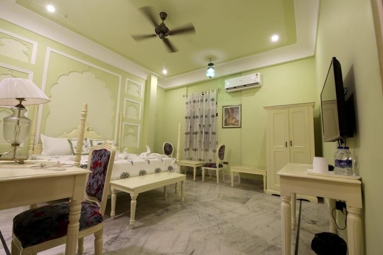 Hotel Raj Rajeshwari Haveli Jaipur Habitación foto